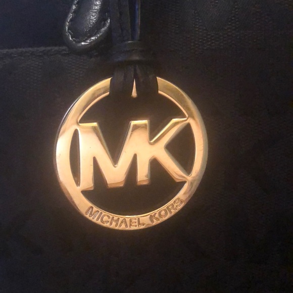 Michael Kors Tote - Picture 7 of 8